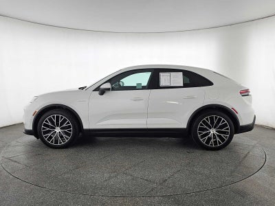 2024 Porsche Macan Electric 4
