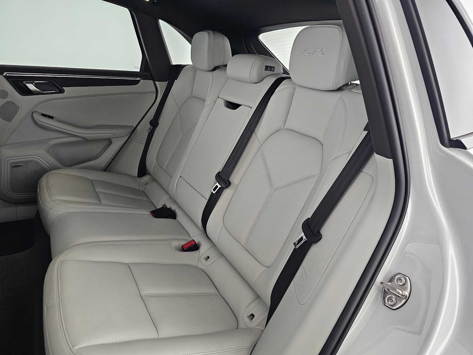 2021 Porsche Macan GTS