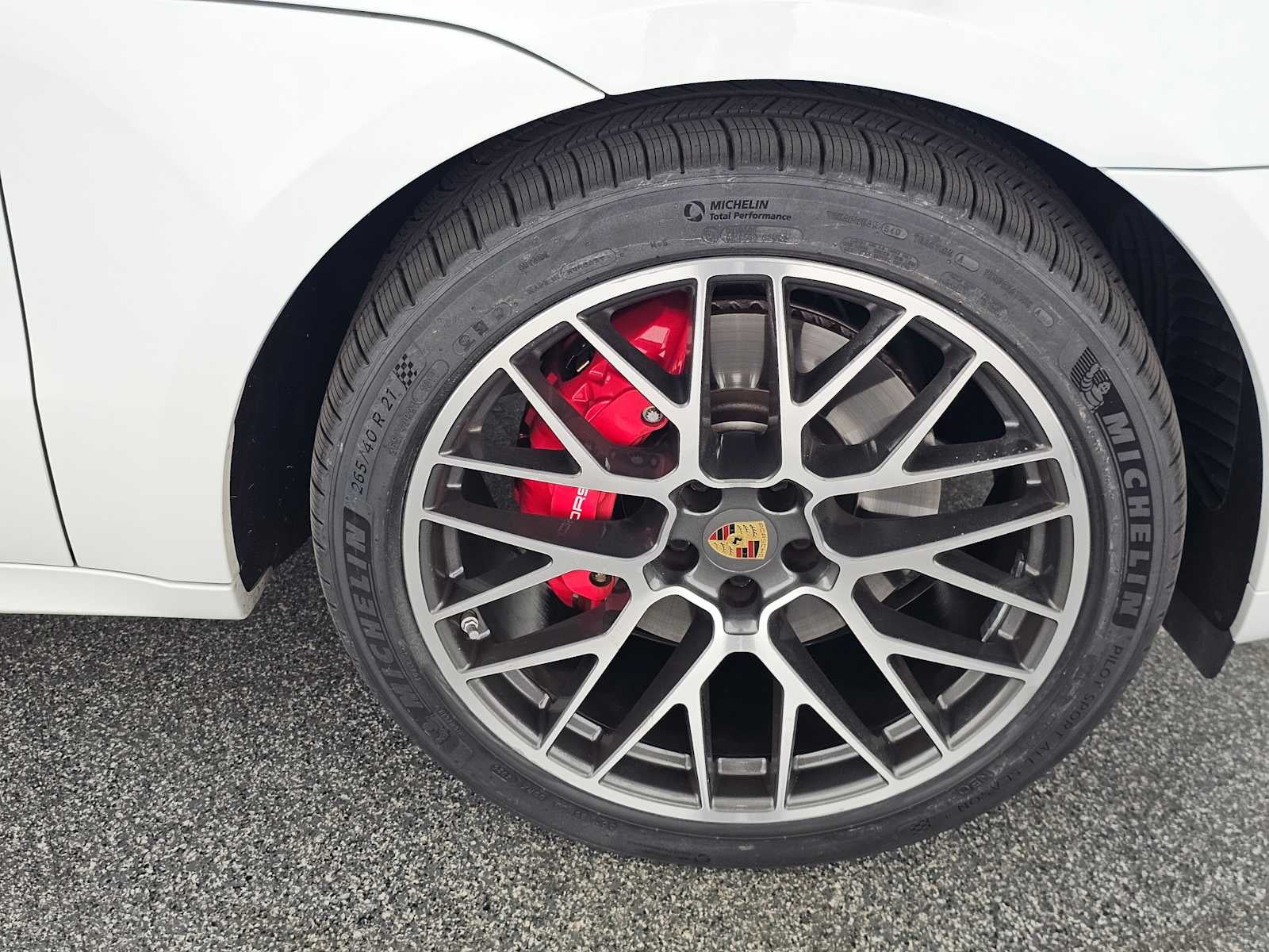 2021 Porsche Macan GTS