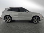 2022 Porsche Cayenne Turbo S E-Hybrid