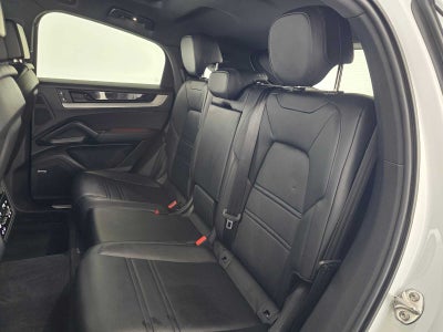 2024 Porsche Cayenne S
