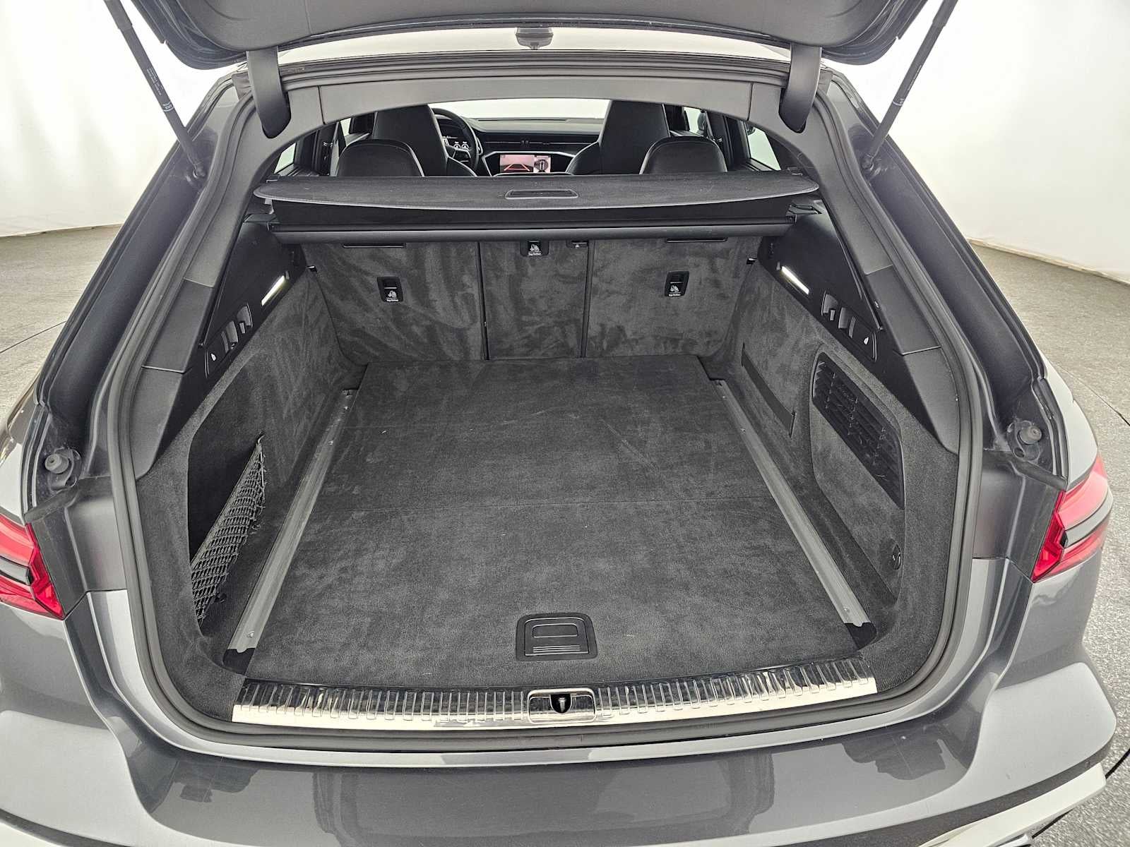 2023 Audi RS 6 Avant 4.0 TFSI quattro