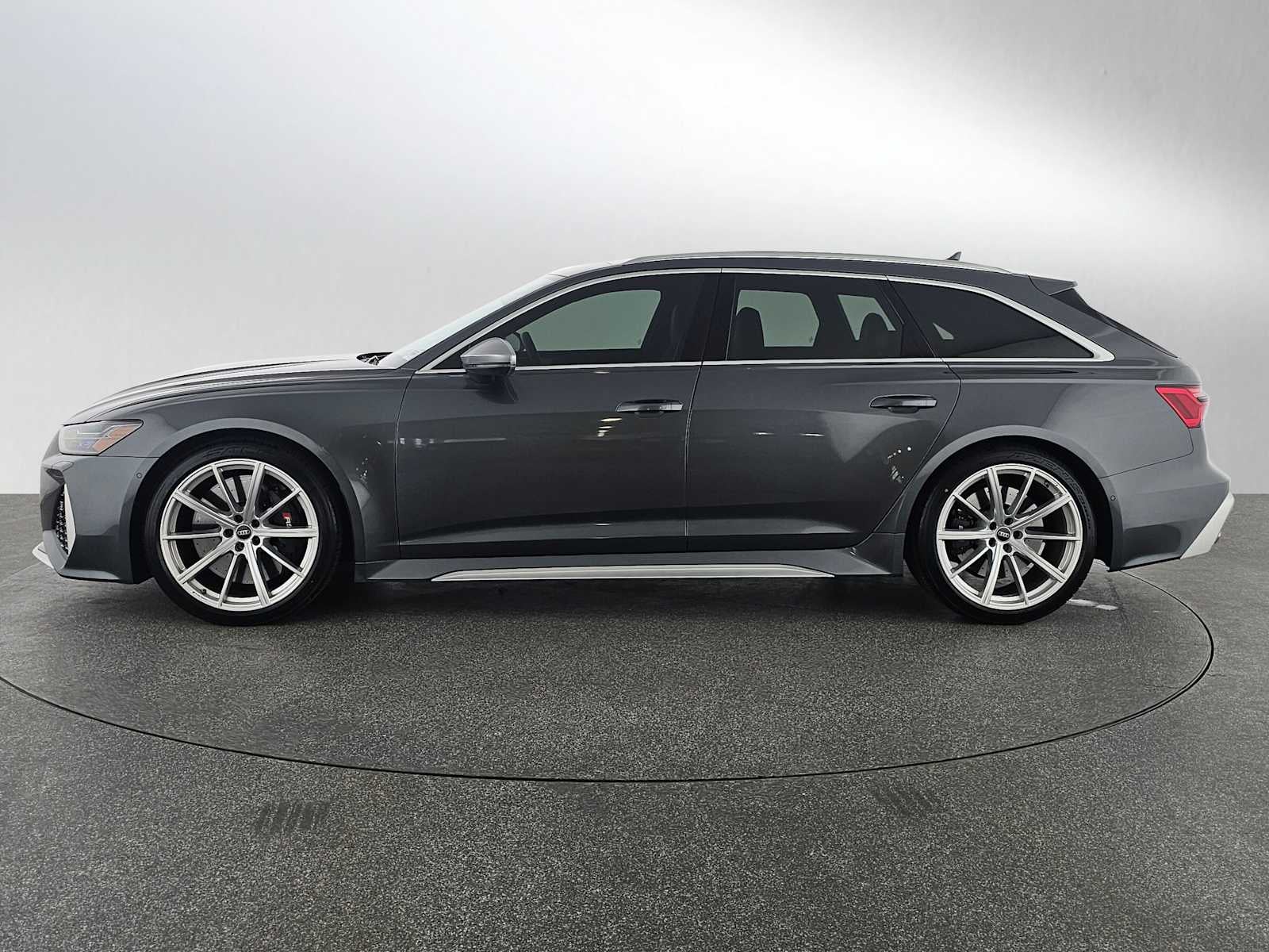 2023 Audi RS 6 Avant 4.0 TFSI quattro