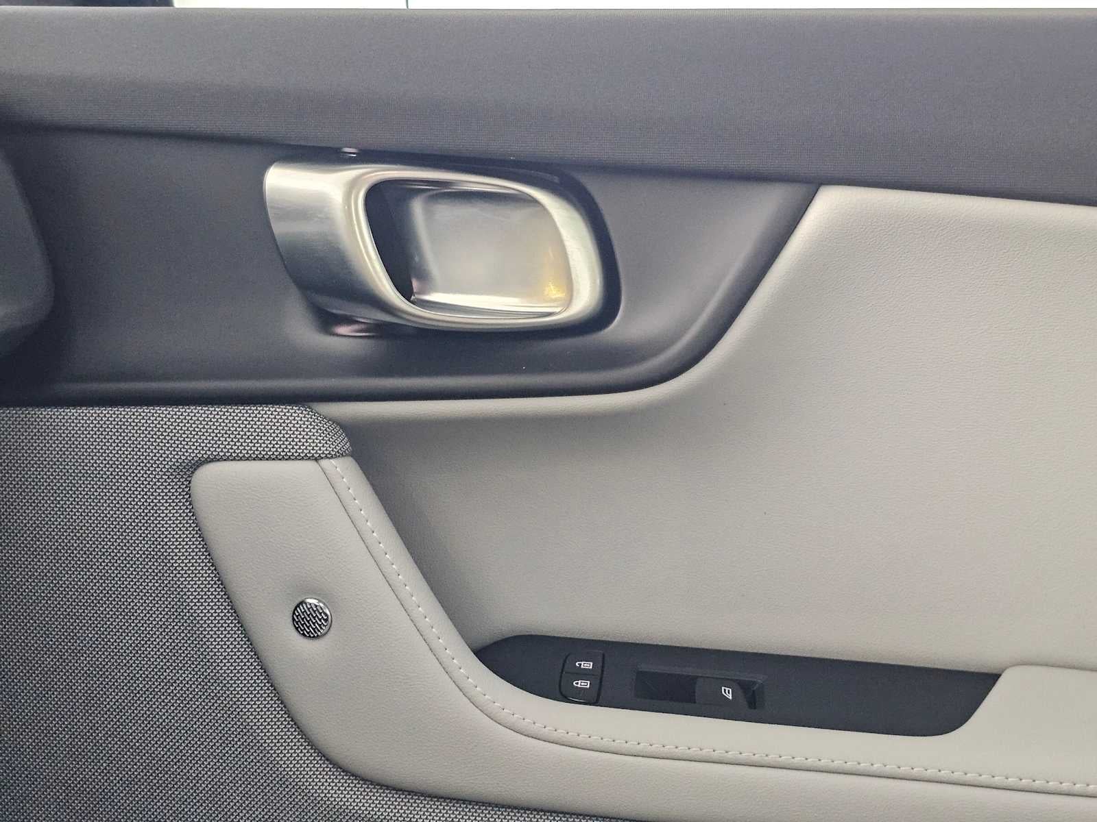 2024 Polestar 2 Plus