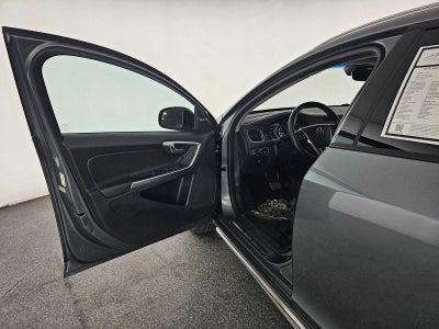 2018 Volvo V60 Cross Country T5 AWD