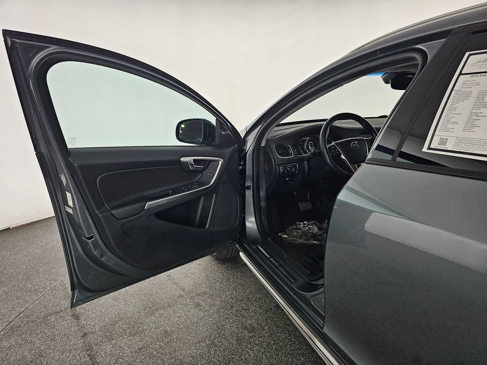 2018 Volvo V60 Cross Country T5 AWD