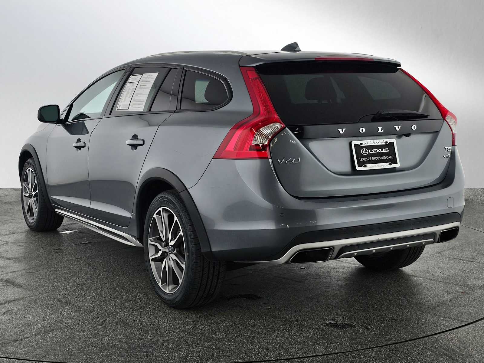 2018 Volvo V60 Cross Country T5 AWD
