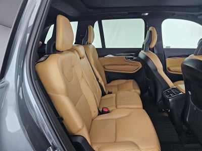 2018 Volvo XC90 Momentum