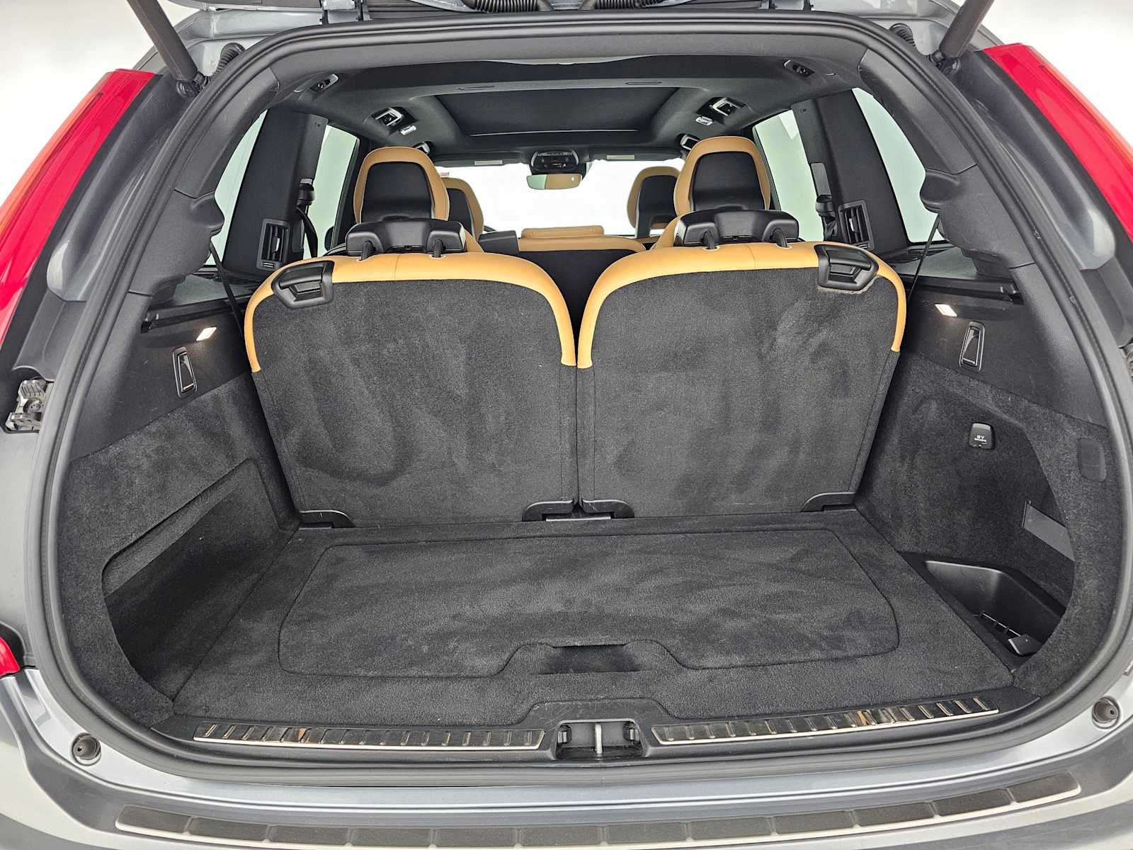 2018 Volvo XC90 Momentum