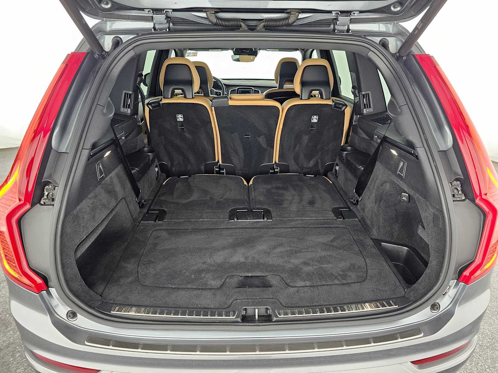 2018 Volvo XC90 Momentum