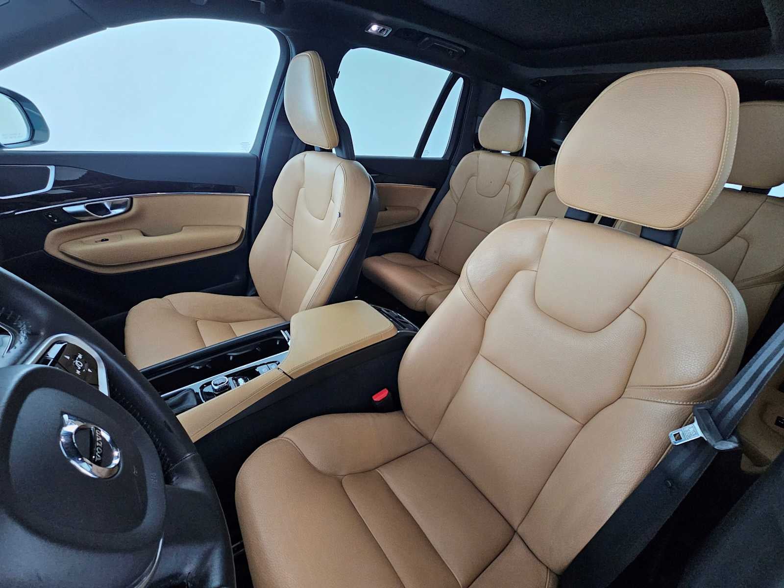 2018 Volvo XC90 Momentum