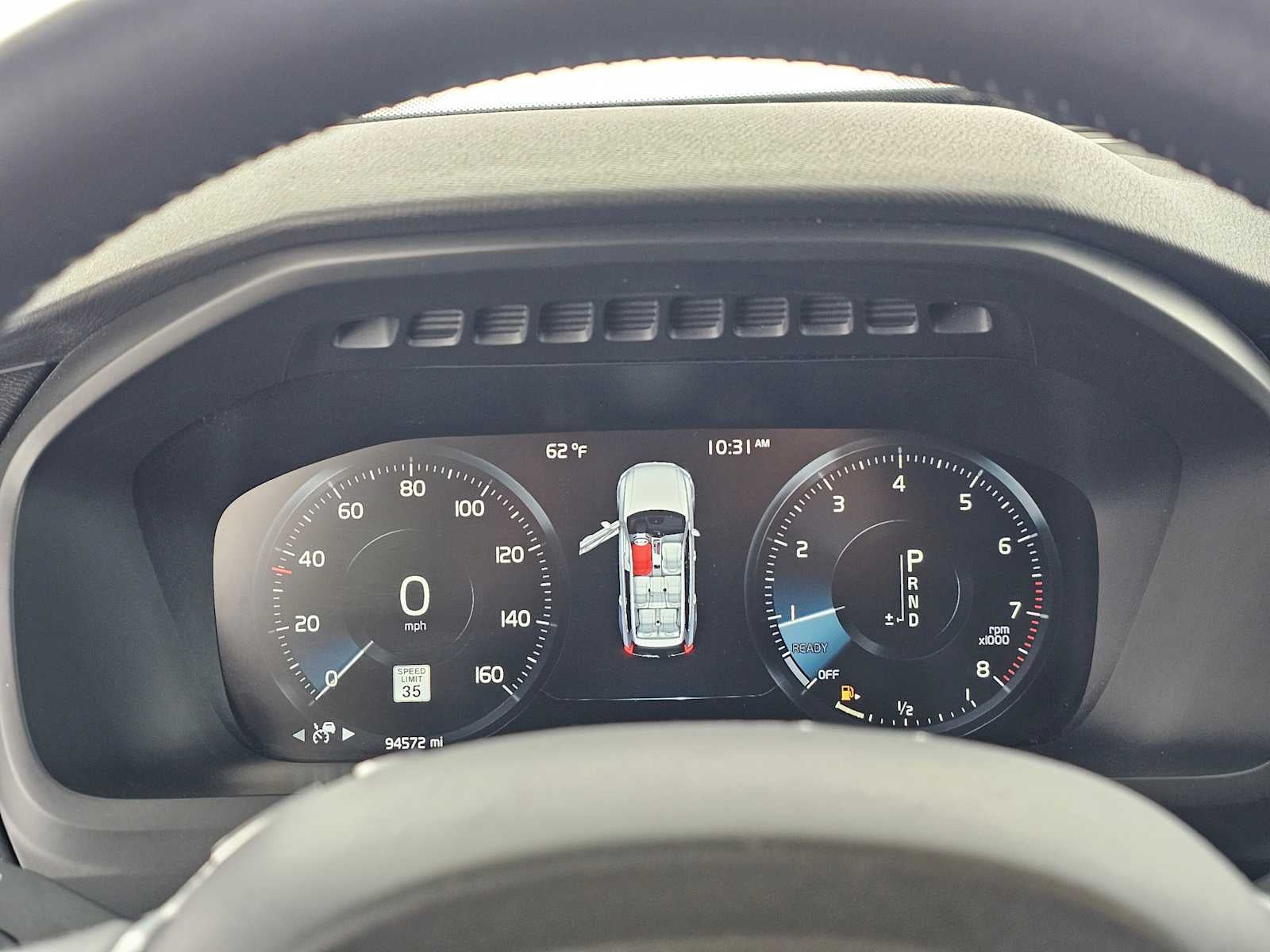 2018 Volvo XC90 Momentum