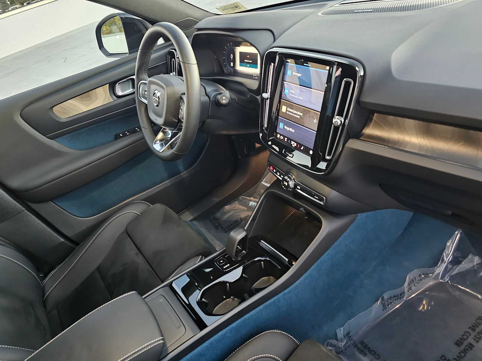 2023 Volvo XC40 Recharge Pure Electric Ultimate