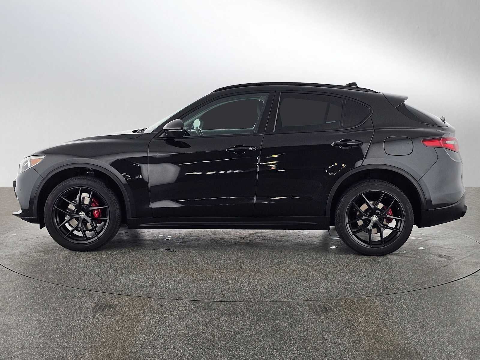 2020 Alfa Romeo Stelvio RWD