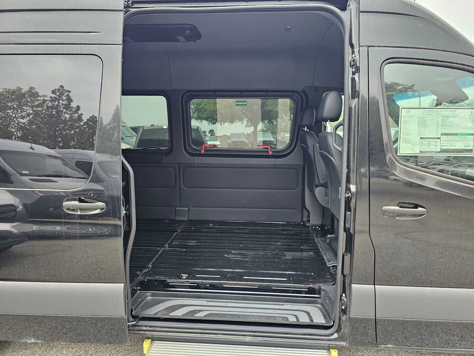 2024 Mercedes-Benz Sprinter Cargo 3500XD High Roof I4 Diesel HO 170 Extended RWD