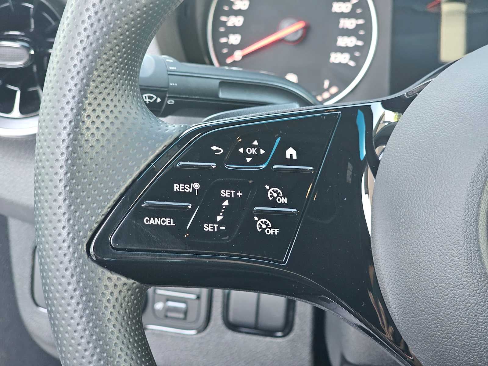 2025 Mercedes-Benz Sprinter Cargo Van 2500 Standard Roof I4 Diesel 144" RWD