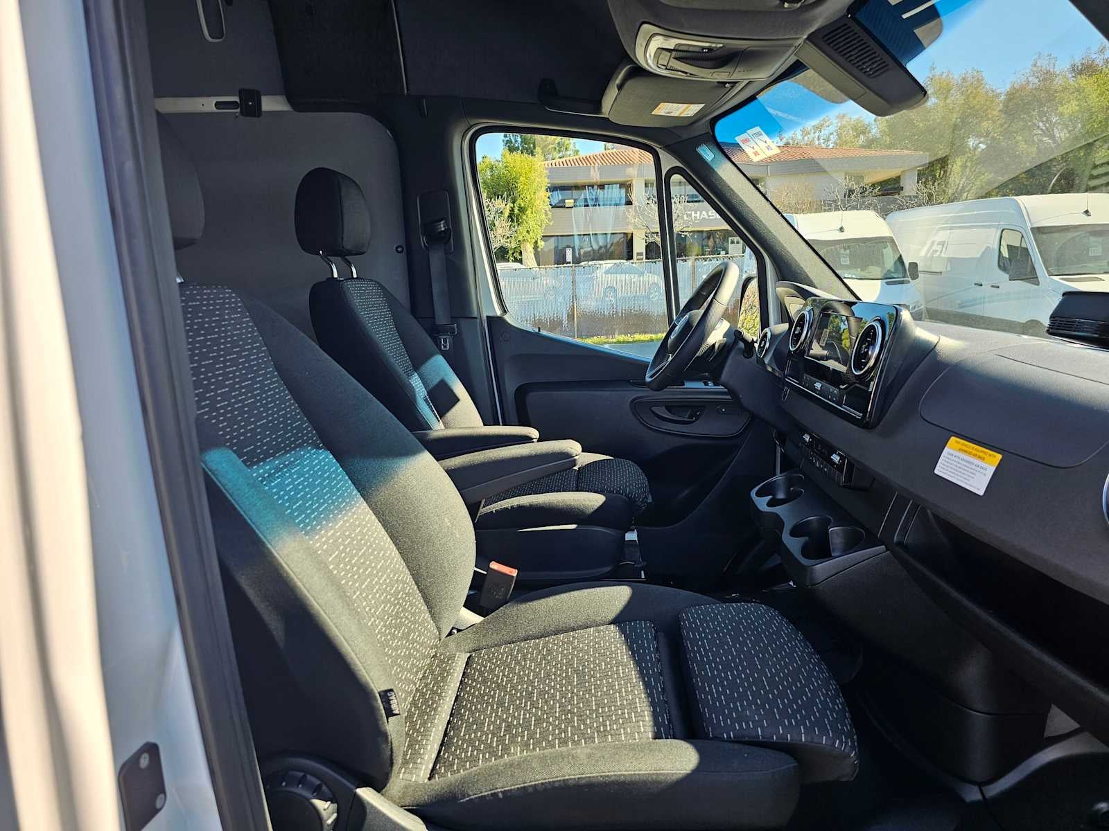 2025 Mercedes-Benz Sprinter Cargo Van 2500 Standard Roof I4 Diesel HO 144 RWD