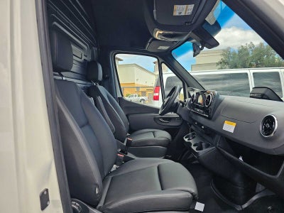 2025 Mercedes-Benz Sprinter Cargo Van 2500 High Roof I4 Diesel HO 170 RWD