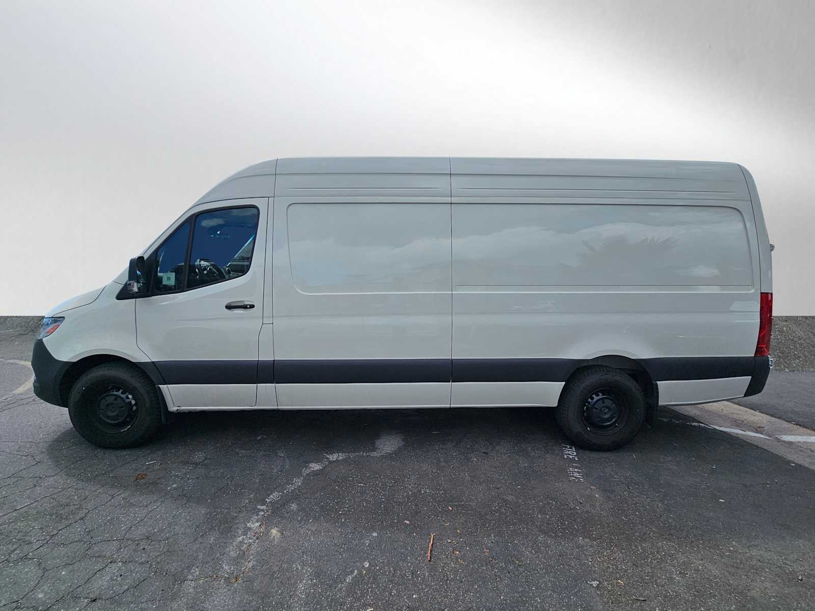 2025 Mercedes-Benz Sprinter Cargo Van 2500 High Roof I4 Diesel HO 170 RWD
