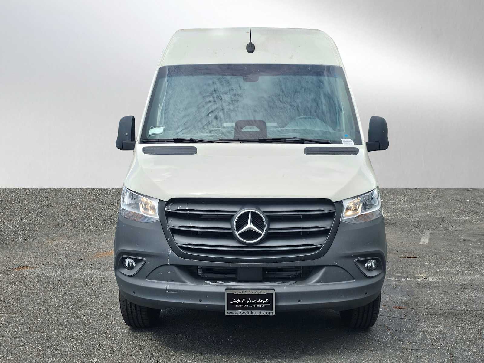 2025 Mercedes-Benz Sprinter Cargo Van 2500 High Roof I4 Diesel HO 170 RWD