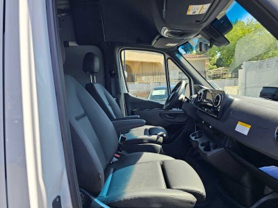 2025 Mercedes-Benz Sprinter Cargo Van 2500 High Roof I4 Diesel HO 170 RWD